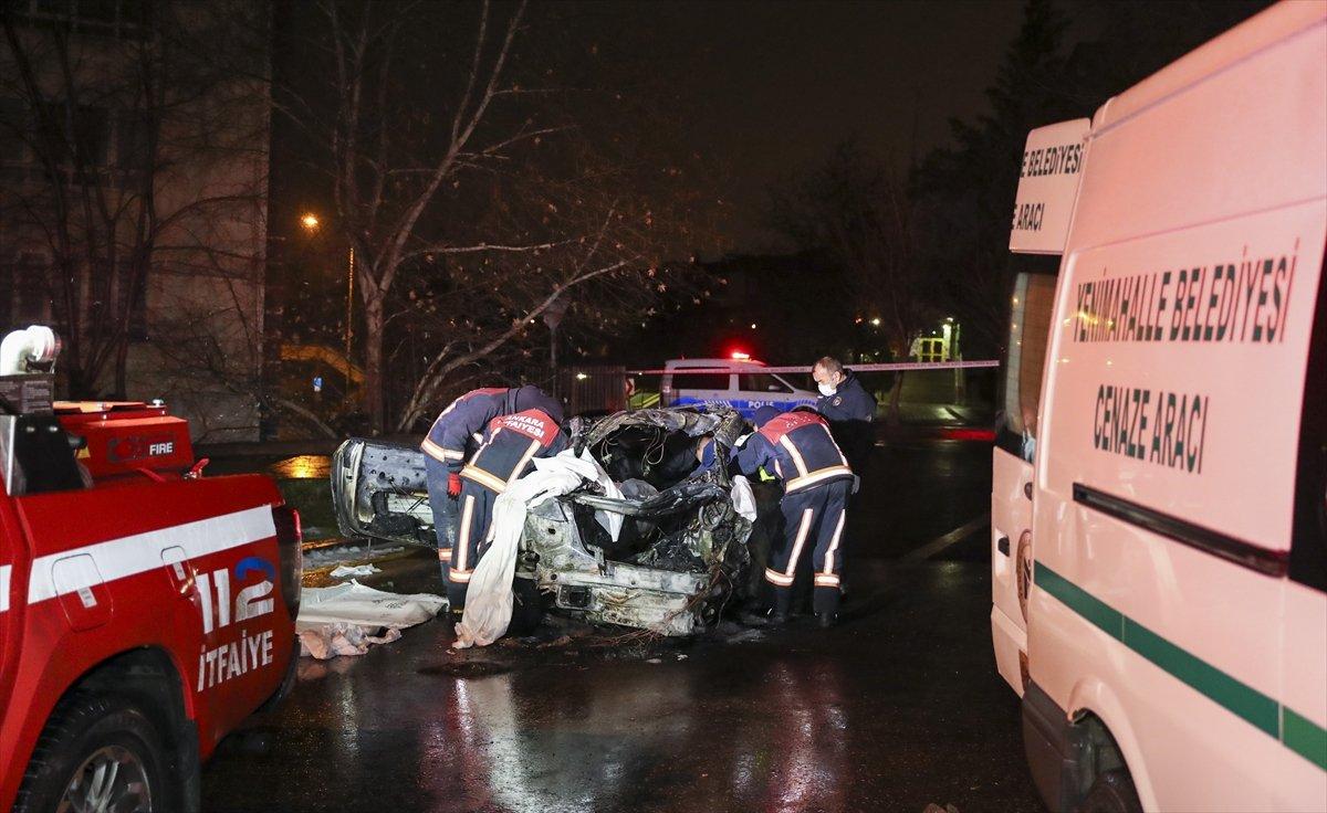 Ankara'da kaza yapıp yanan otomobilin sürücüsü öldü
