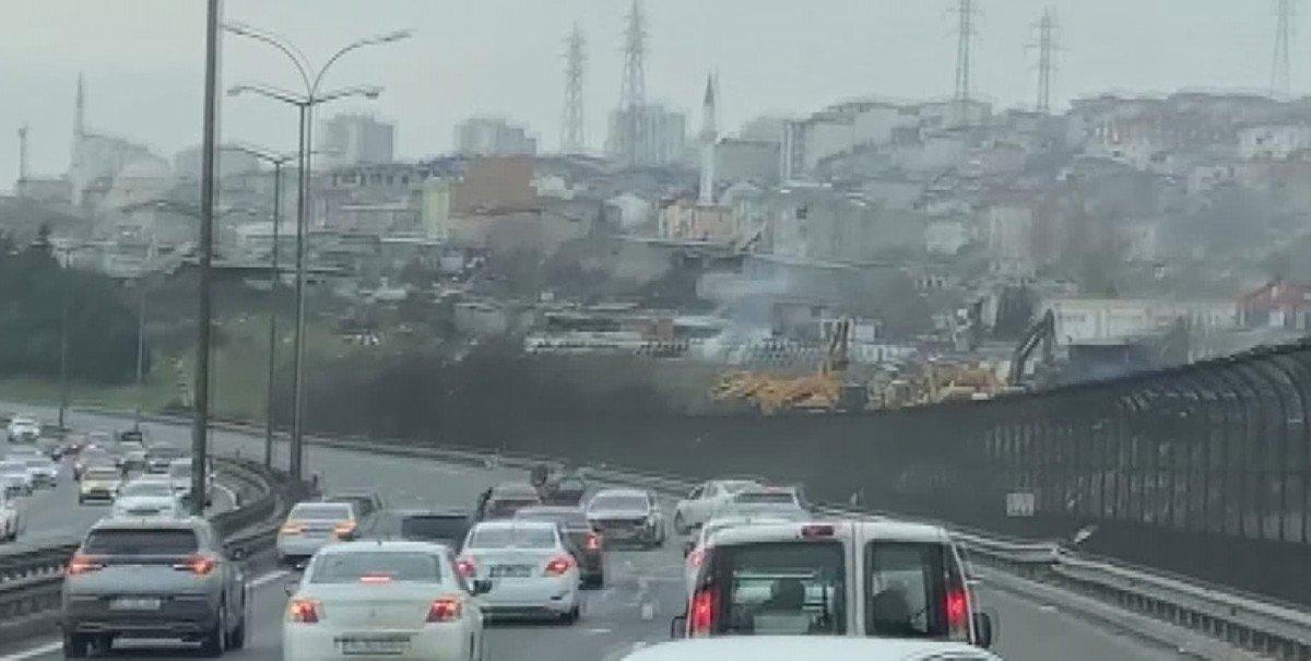 Başakşehir’de makas atan sürücü başka araca çaptı