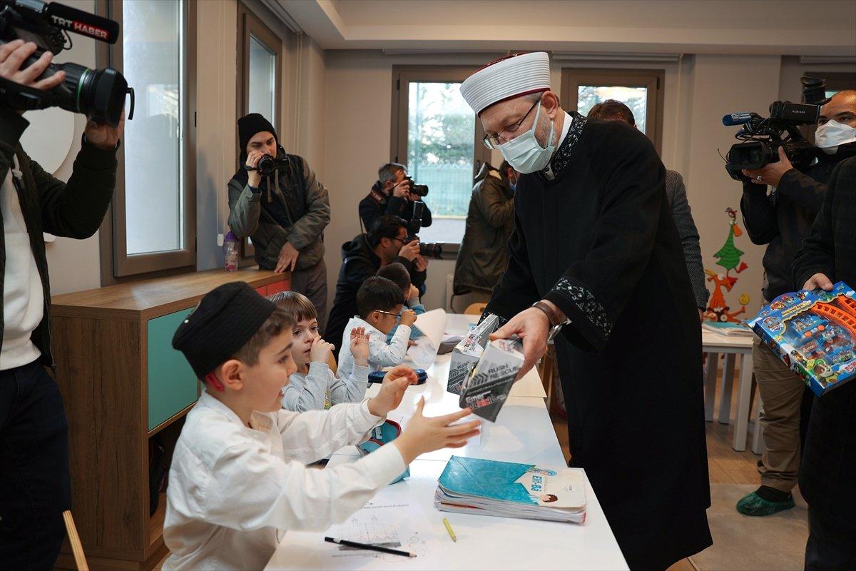 Ali Erbaş: Çocuklar Kur'an-ı Kerim ile iyiliklerle donatılmalı