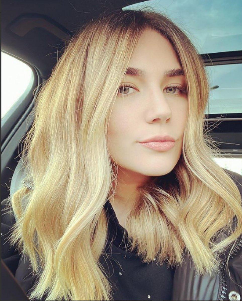 Buse Varol, sarışın oldu