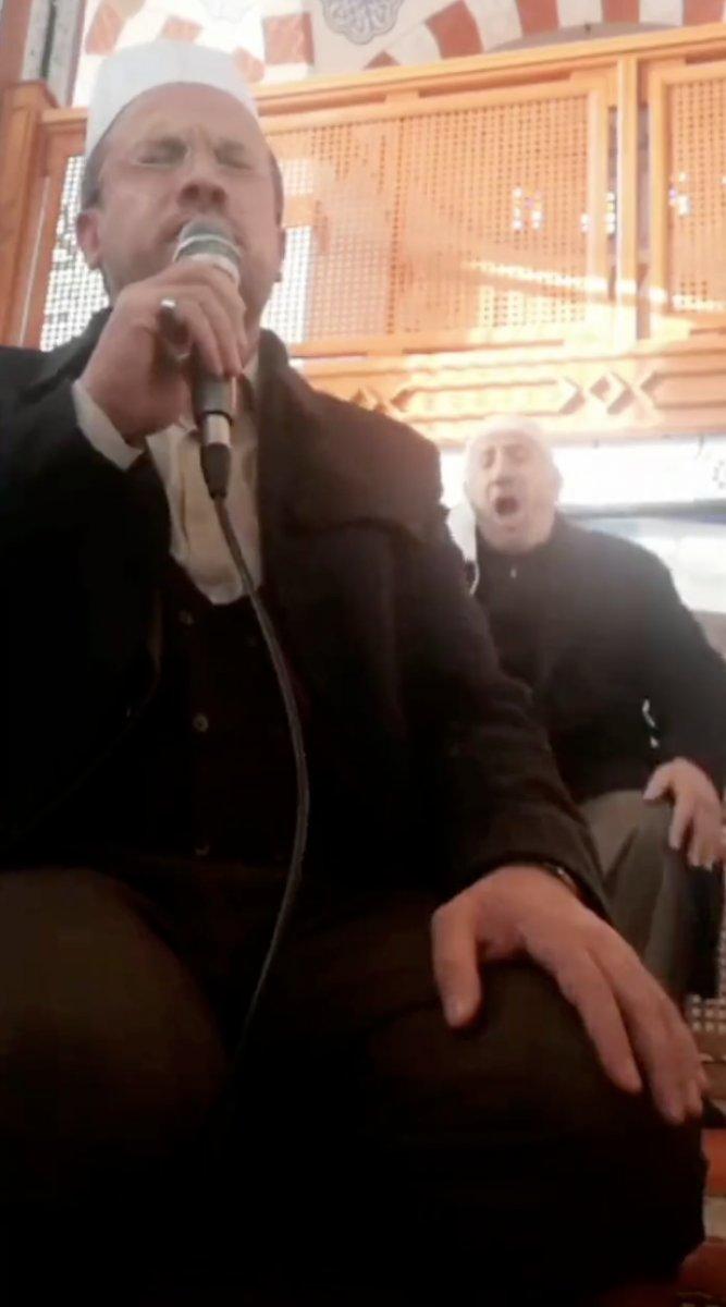 Allah diyen yaşlı adam Üsküdar'daki cami imamını korkuttu