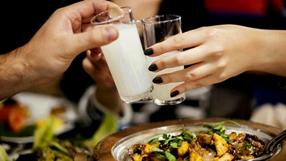 Yeni zamlı rakı fiyatları 2022: 35'lik, 70lik ve 100'lük rakı ne kadar oldu?