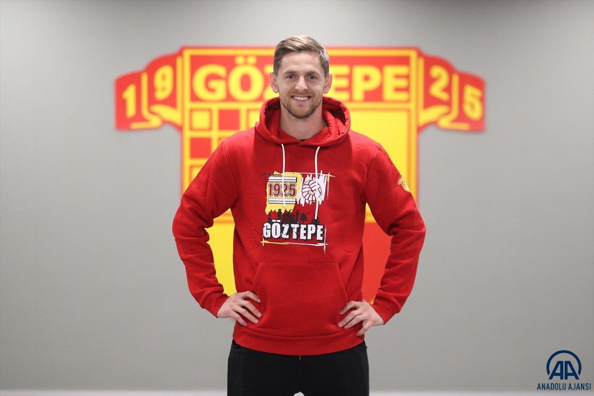 Göztepe, Bosna Hersekli kaleci Kenan Piric ile anlaştı