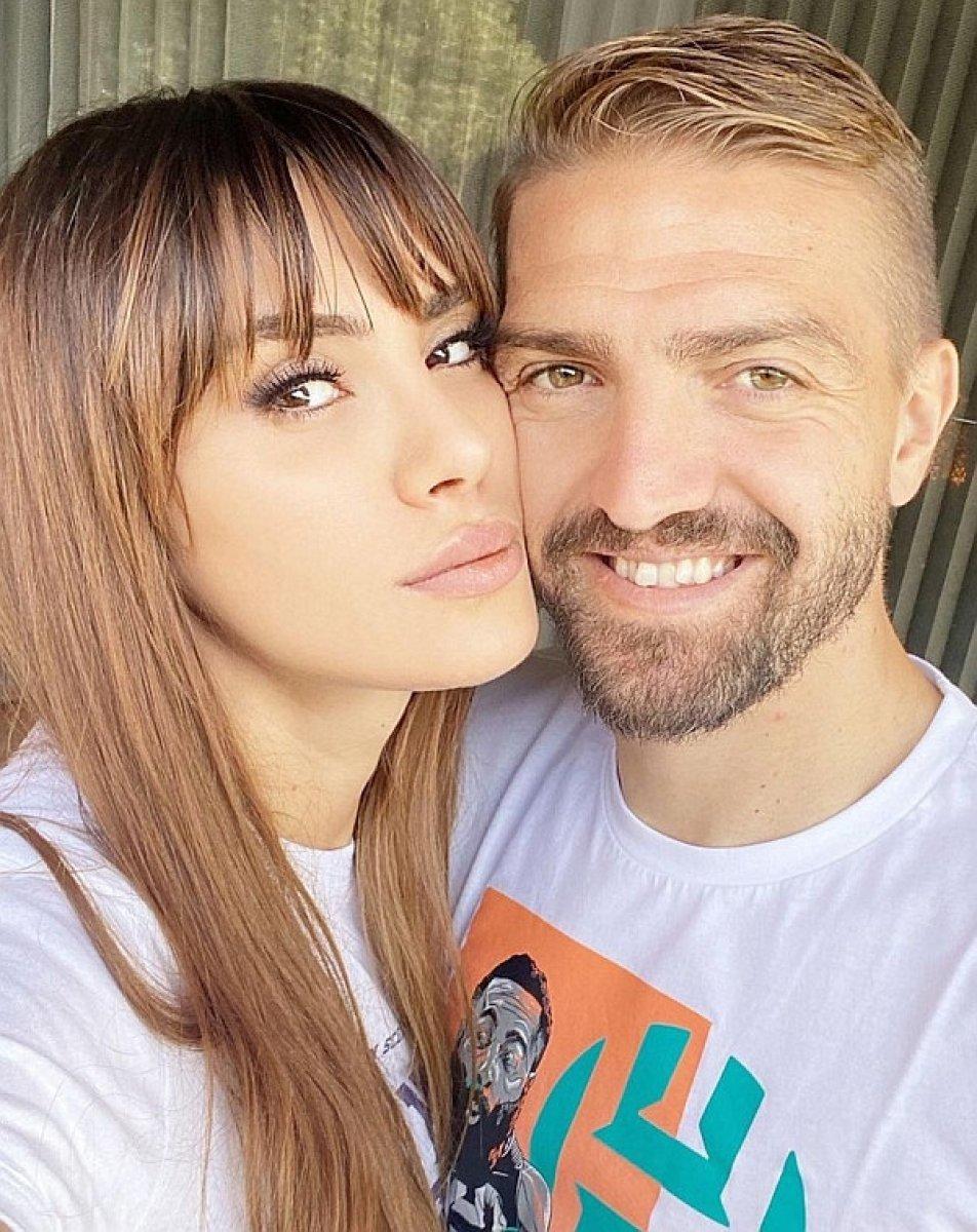 Caner Erkin ve Şükran Ovalı'nın 5'inci yıl kutlaması