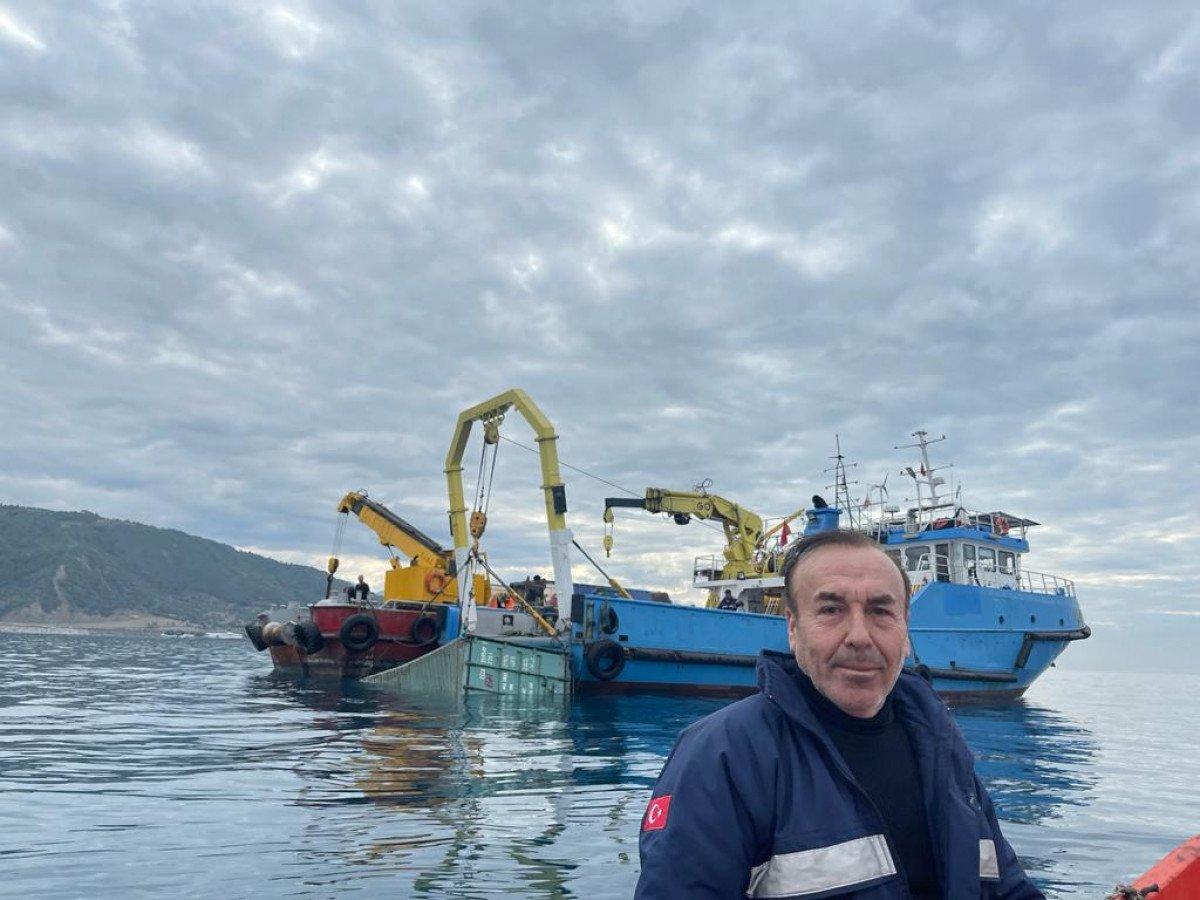 Hatay’da denize düşen dinamit yüklü konteyner, 4 günde çıkarıldı