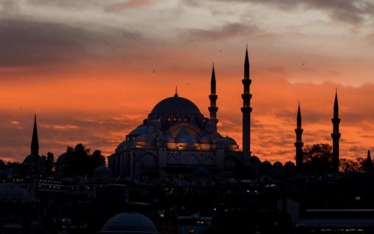 2022'nin ilk kandili: Regaip Kandili ne zaman, hangi gün?