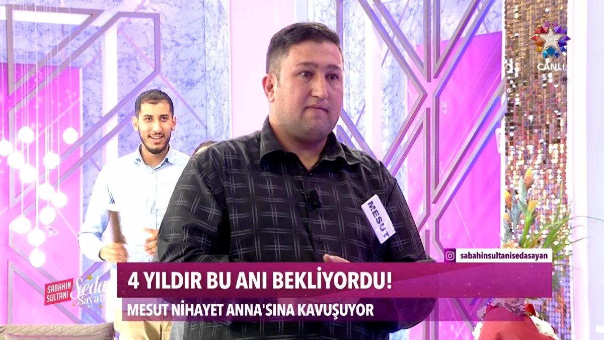 Kayserili Mesut, aşık olduğu Kamboçyalı Anna ile kavuştu