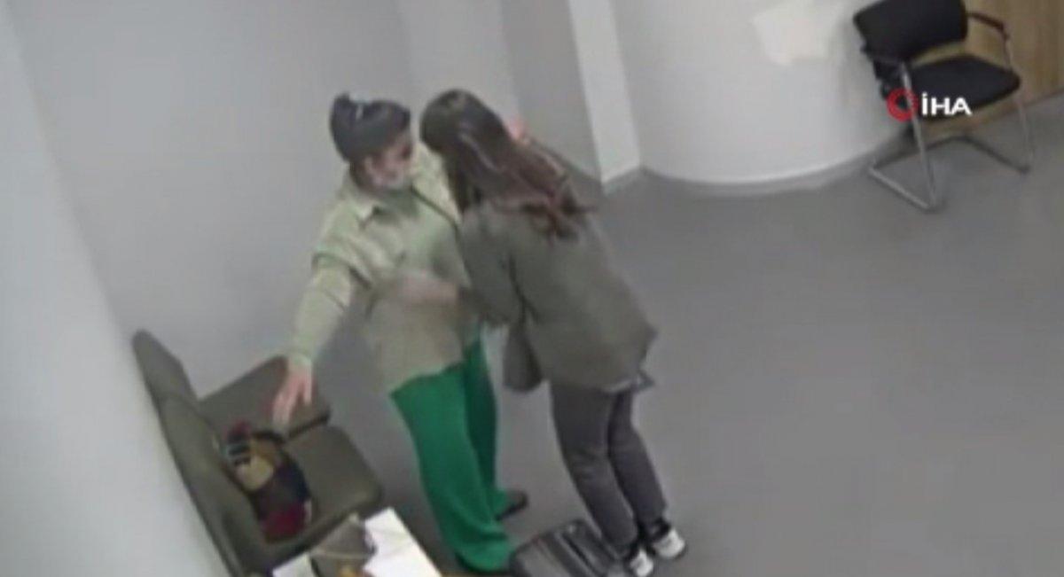 Terör şüphelisi yabancı kadın İstanbul’da çifte pasaportla yakalandı