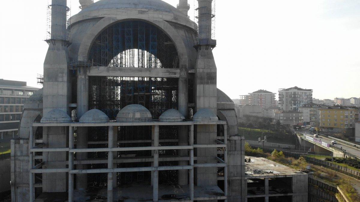 Ümraniye'de 5 yıldr bitirilemeyen cami