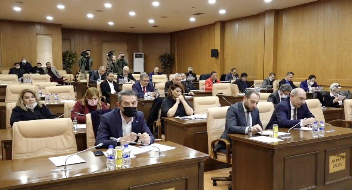 Mamak'ta sokak hayvanlarını sahiplenenlere maddi destek