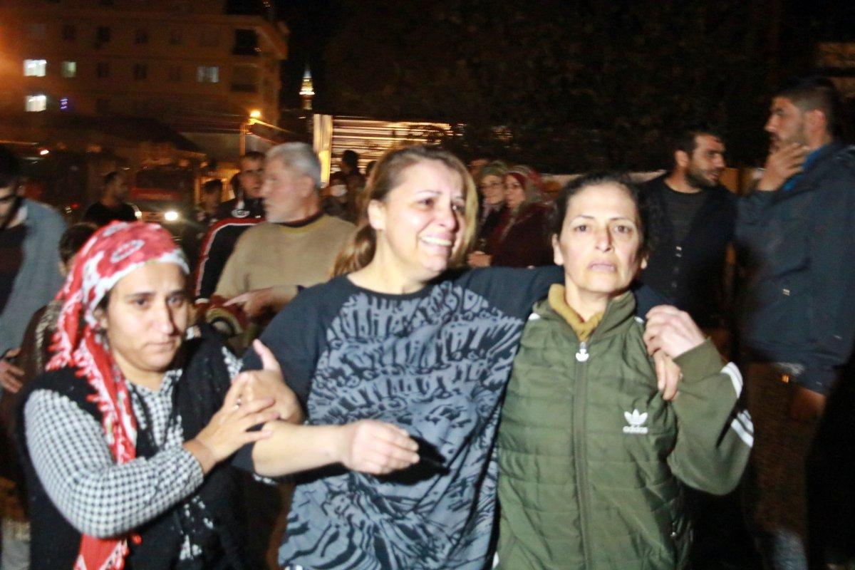 Antalya'da yangında her şeylerini kaybeden ailenin yüzü, yapılan yardımlarla güldü