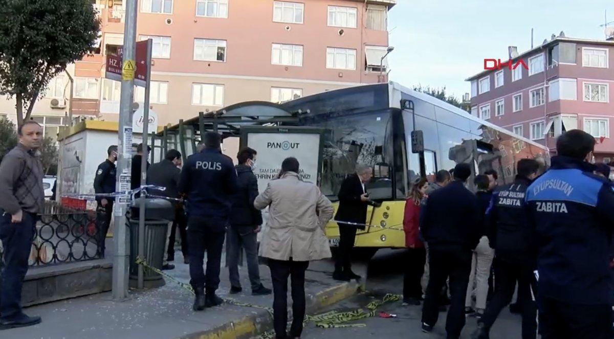 Eyüpsultan'da İETT kazası: Yaralılar var