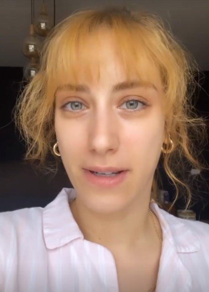 Hazal Kaya, koronavirüse yakalandı