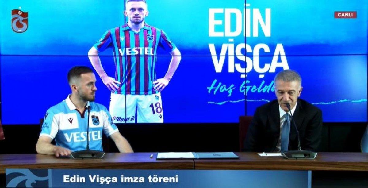 Trabzonspor'da Edin Visca için imza töreni düzenlendi