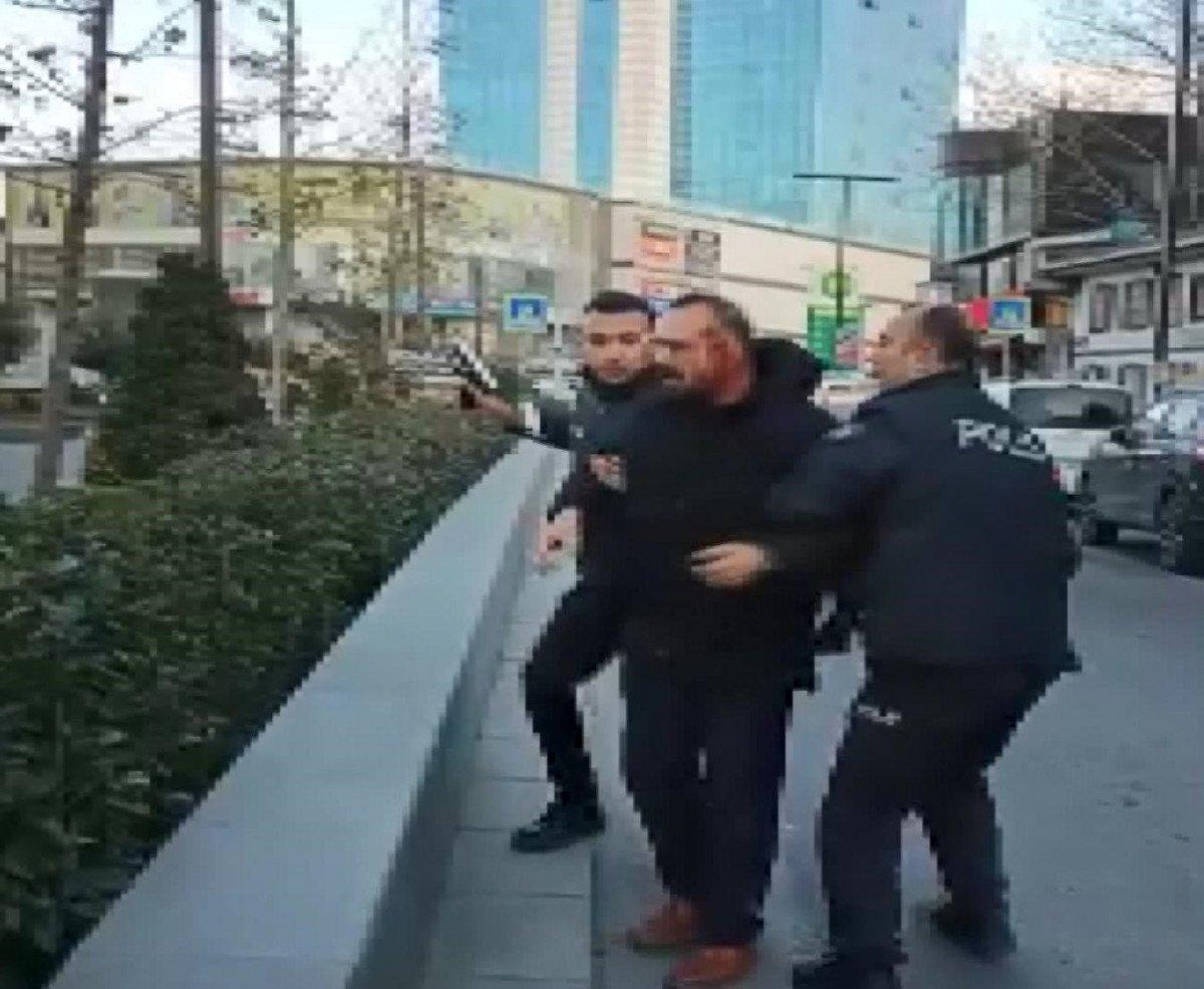 Esenyurt’ta, silahlı kardeş kavgasının yeni görüntüleri ortaya çıktı