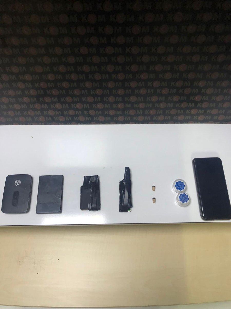 Iğdır'da kamera ve kulaklıkla sınava giren 5 kişiyi polis yakaladı