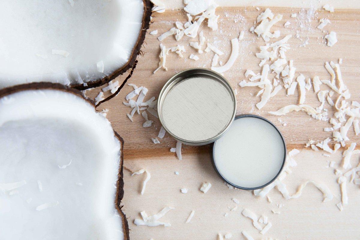 Baş ağrılarına karşı evde yapabileceğiniz 2 doğal krem