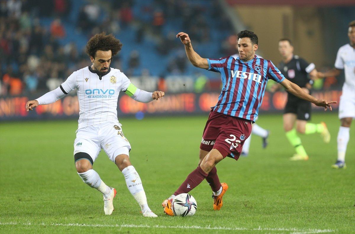 Trabzonspor, Yeni Malatyaspor'u tek golle mağlup etti