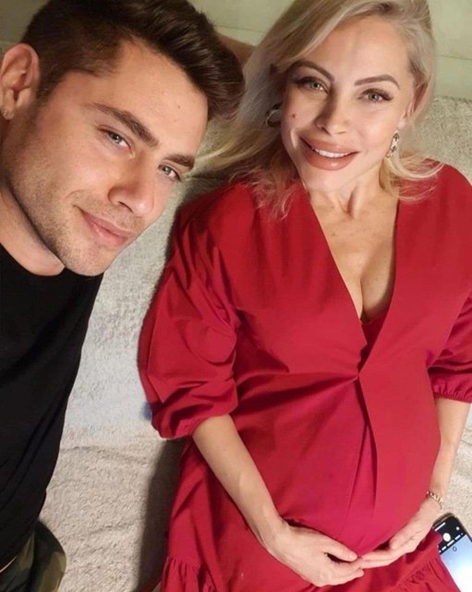 Seray Sever: Kendimi eve kapattım