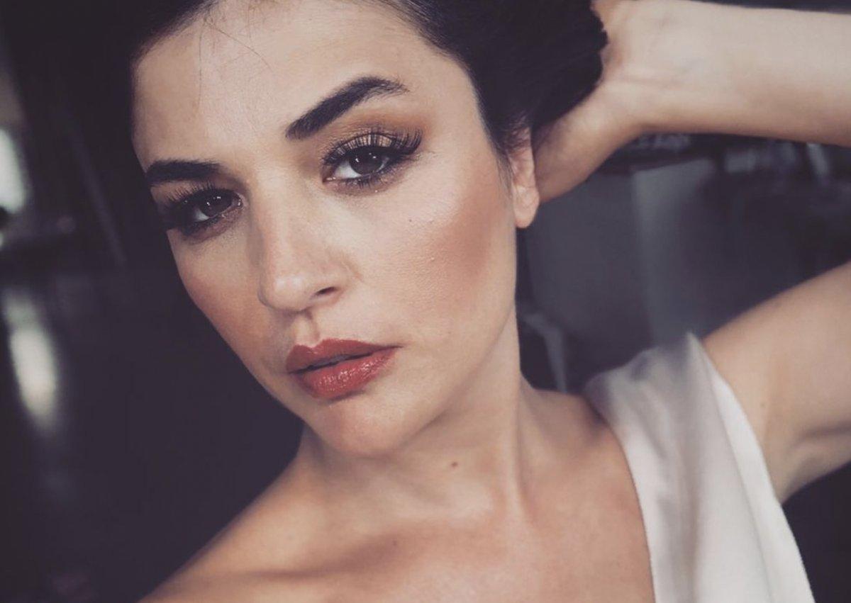 Gonca Vuslateri, Cübbeli Ahmet'in sözlerine yapılan şarkıyla dans etti