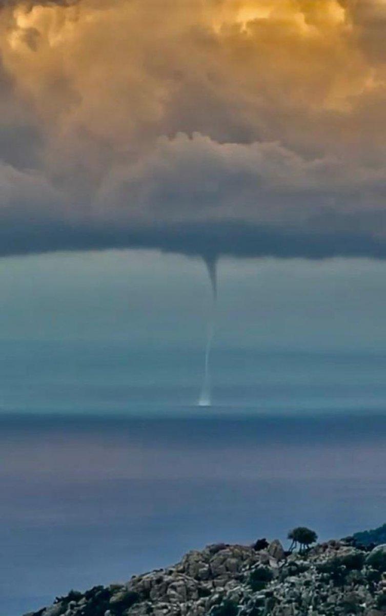Muğla açıklarında hortum görüldü