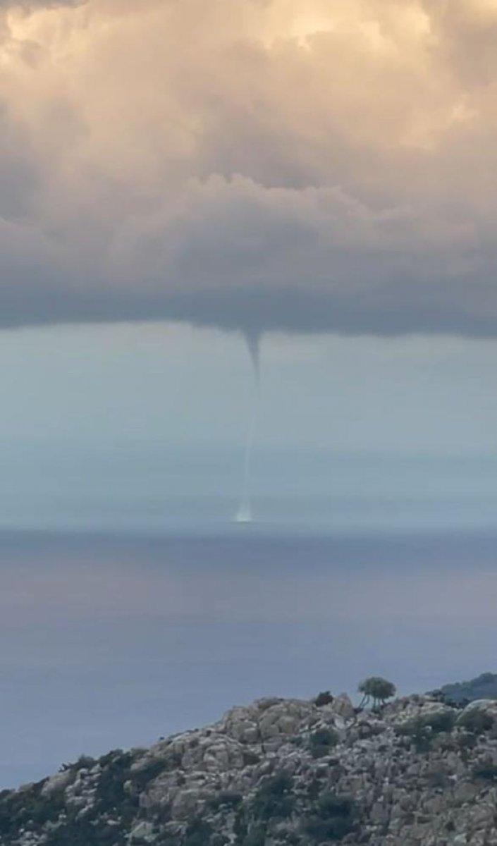 Muğla açıklarında hortum görüldü