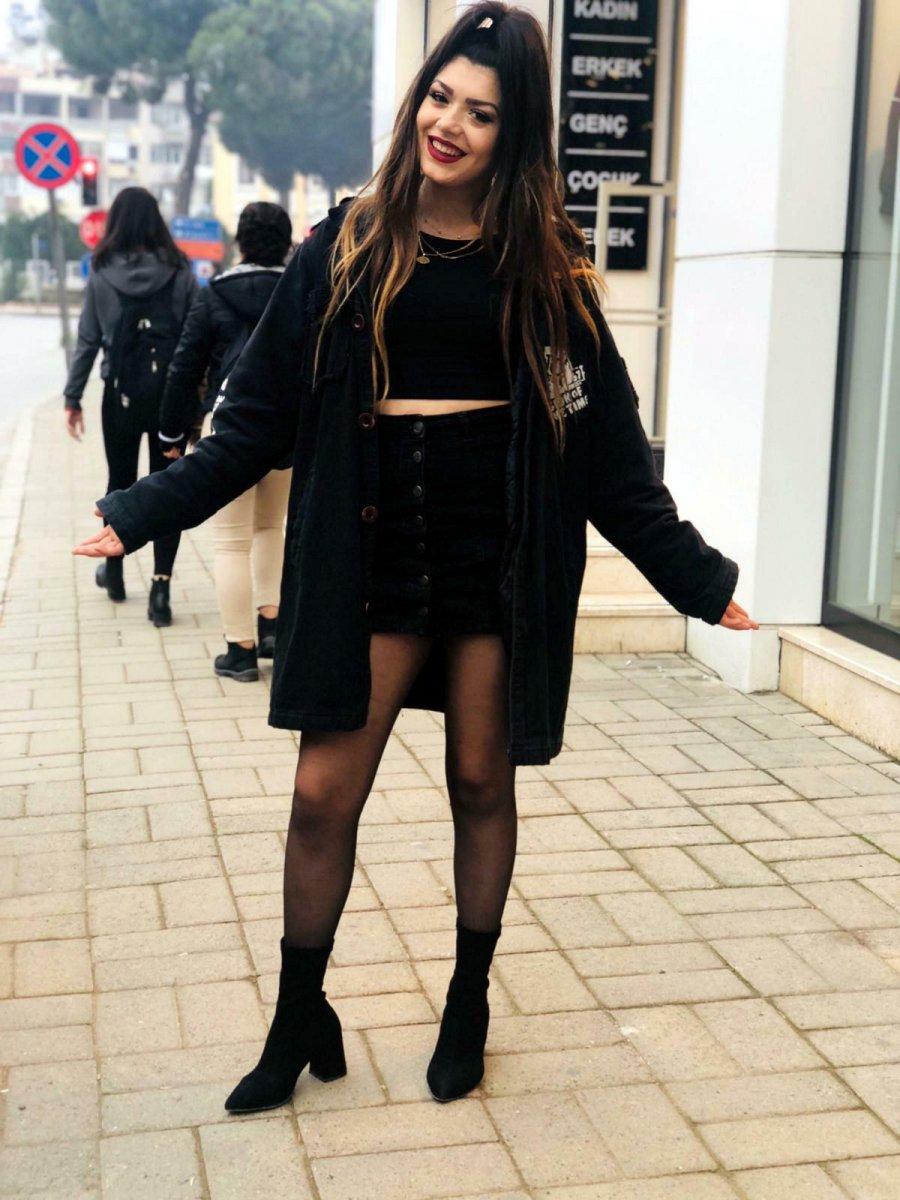 İzmir'de dolandırıcılıktan tutuklanan fenomenler serbest bırakıldı