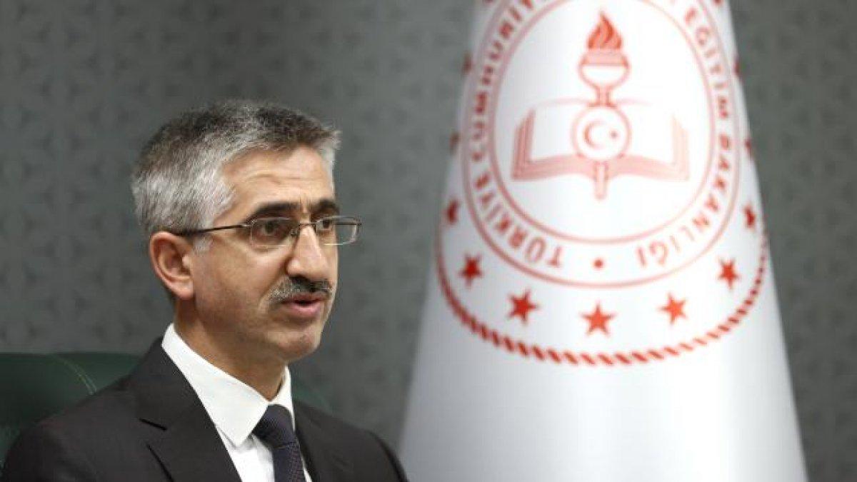 Milli Eğitim Bakan Yardımcısı Ahmet Emre Bilgili görevden alındı