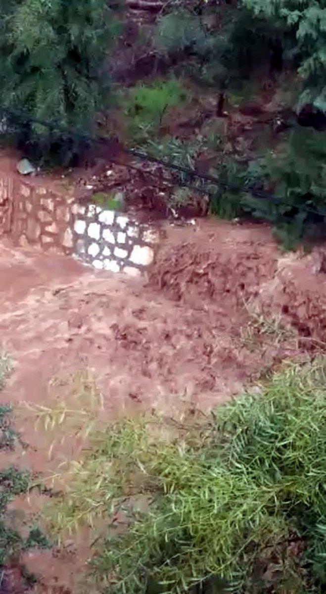 Marmaris'te metrekareye 62 kg yağış düştü