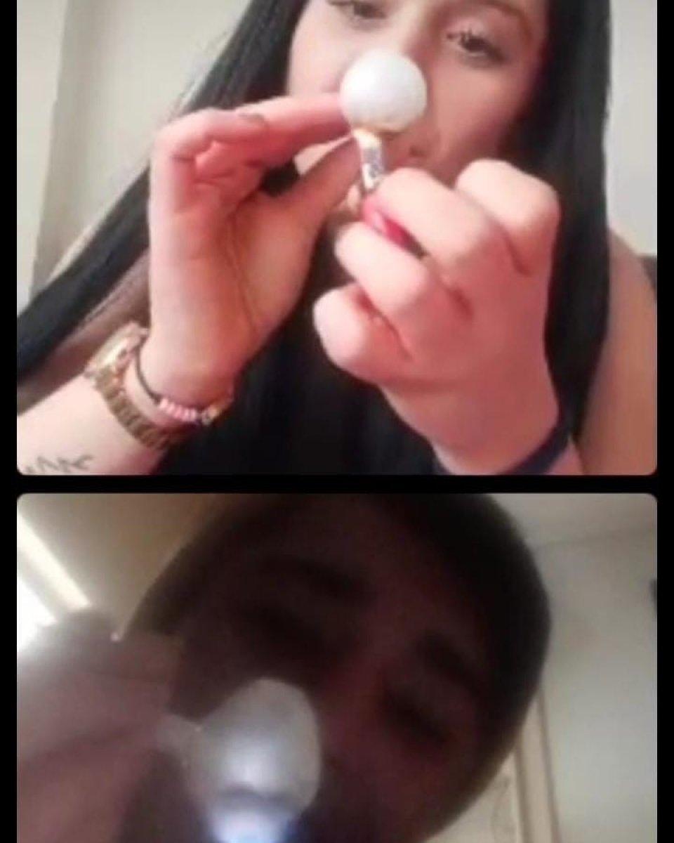 Bursa’da, canlı yayın açıp uyuşturucu kullanan 2 kişi yakalandı