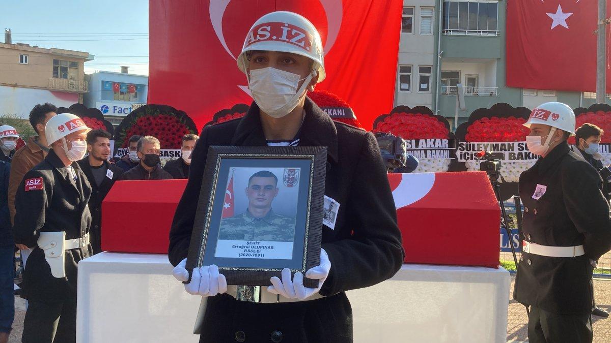 Mersinli şehidimiz toprağa verildi