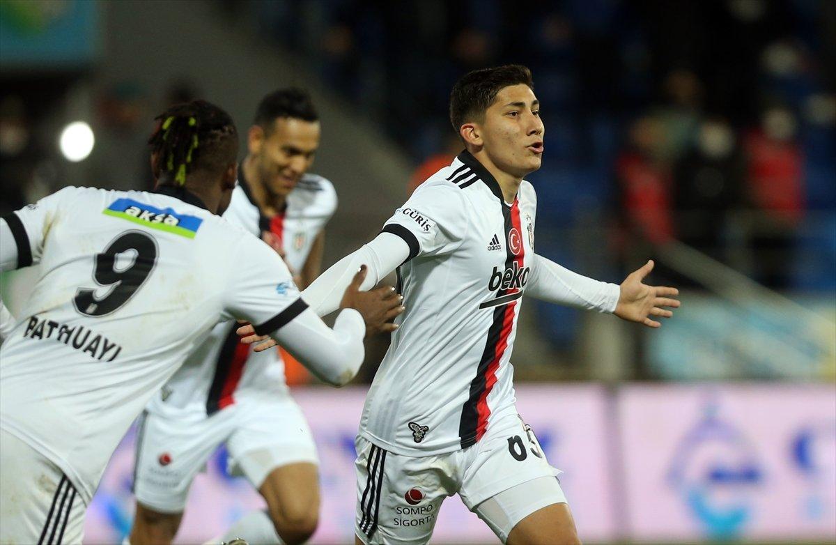 Emirhan İlkhan, Süper Lig tarihine geçti