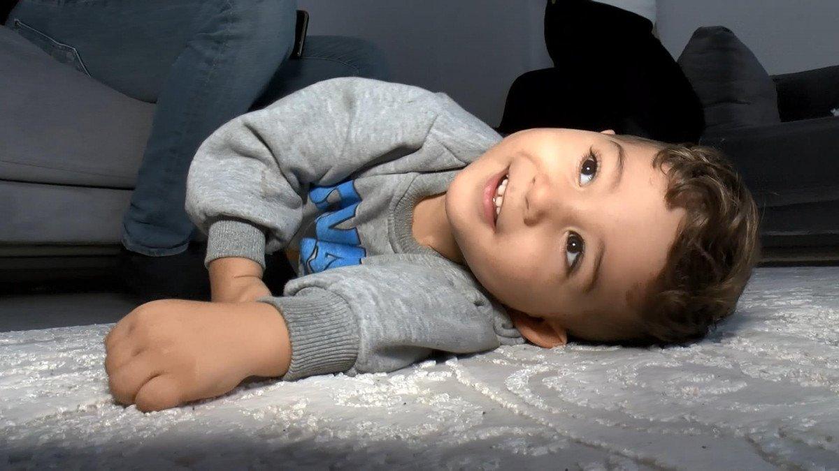 Bursa'da SMA hastası bebek, kilo almaması için aç yatırılıyor