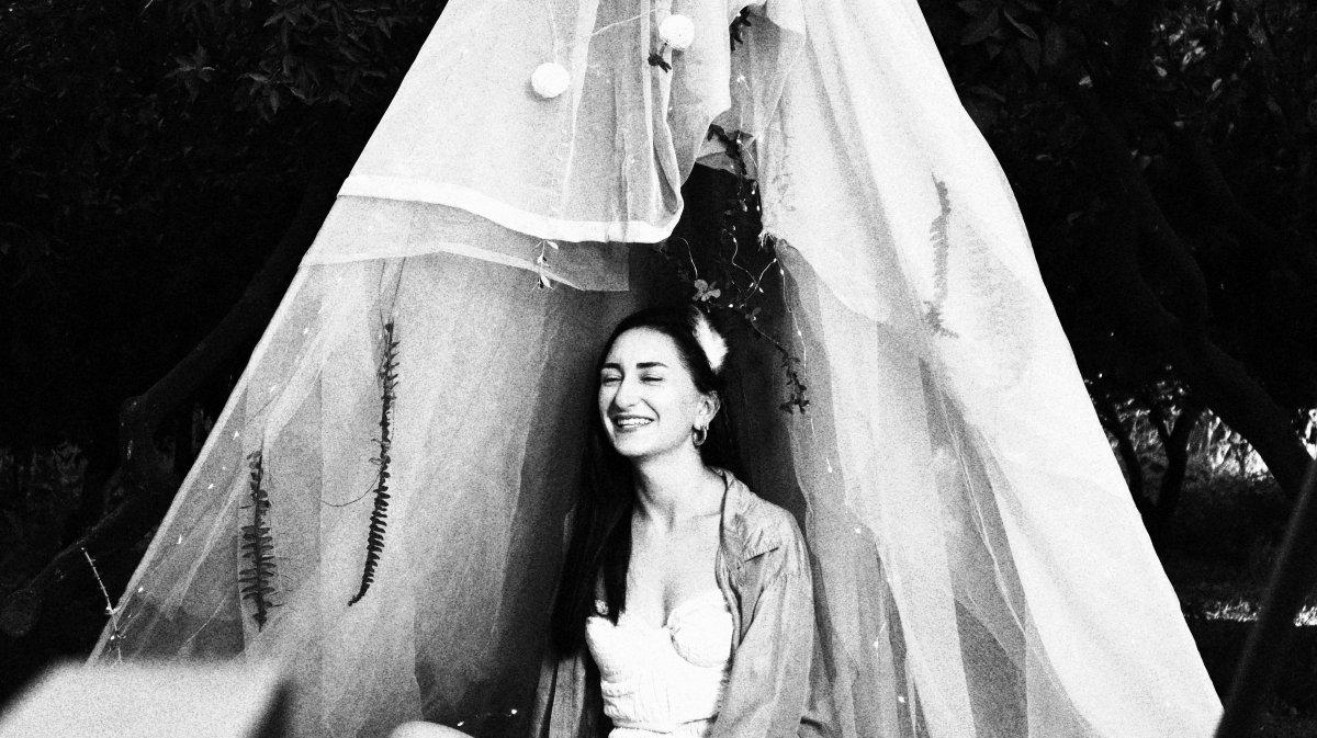 Pelin Aslı, ilk şarkısıyla dinleyiciyle buluştu