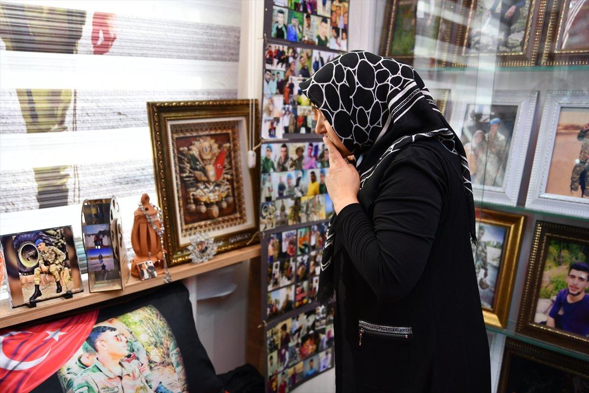 Gaziantep'te şehit düşen oğlunun hatıraları odasında yaşatılıyor
