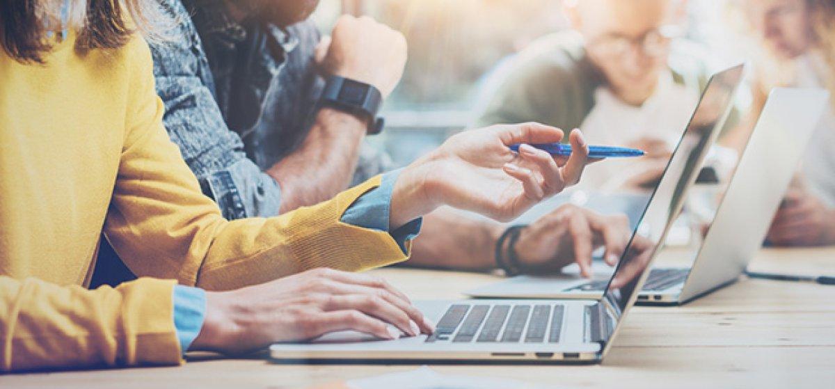 Yargıtay'dan 'beceriksiz' ve 'cahil' ifadesi için karar