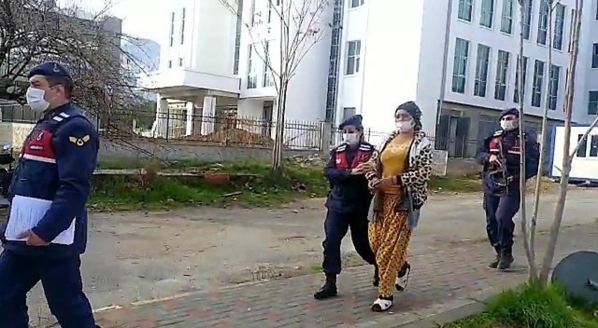 Denizli’de uyuşturucu taciri, erkek arkadaşının evinde yakalandı