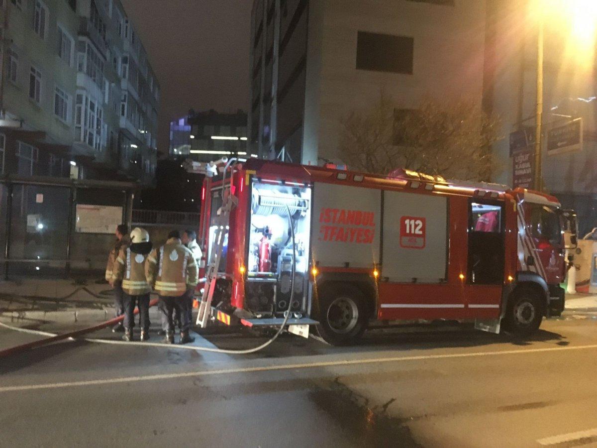 Şişli'de işyerinde çıkan yangın söndürüldü