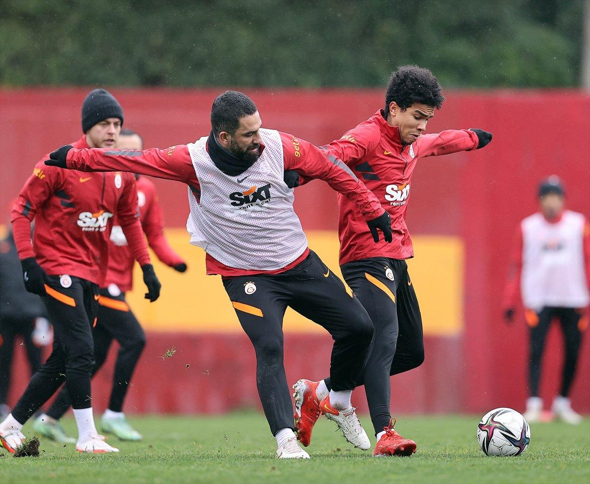 Domenec Torrent, Florya'da ilk idmanına çıktı