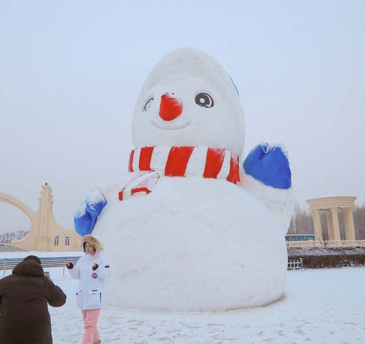 Çin'de 'Uluslararası Buz ve Kar Heykel Festivali' yapıldı