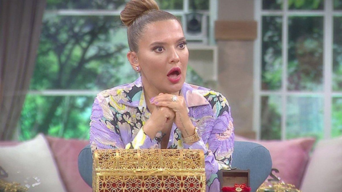 Demet Akalın: Akıl hocam Hülya Avşar'dı