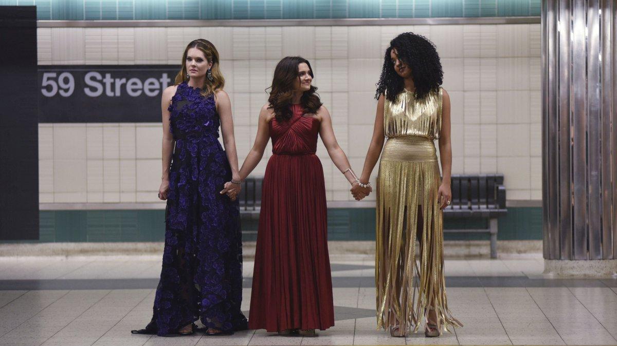 Doyamayanlara: Emily in Paris tadında 13 dizi önerisi