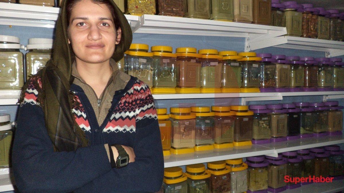 HDP'li Semra Güzel'in PKK'lı teröristlerle çekilen yeni fotoğrafları