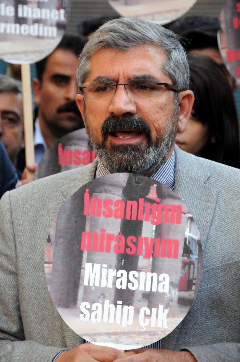 Tahir Elçi davası: Ahmet Davutoğlu dinlenmeyecek