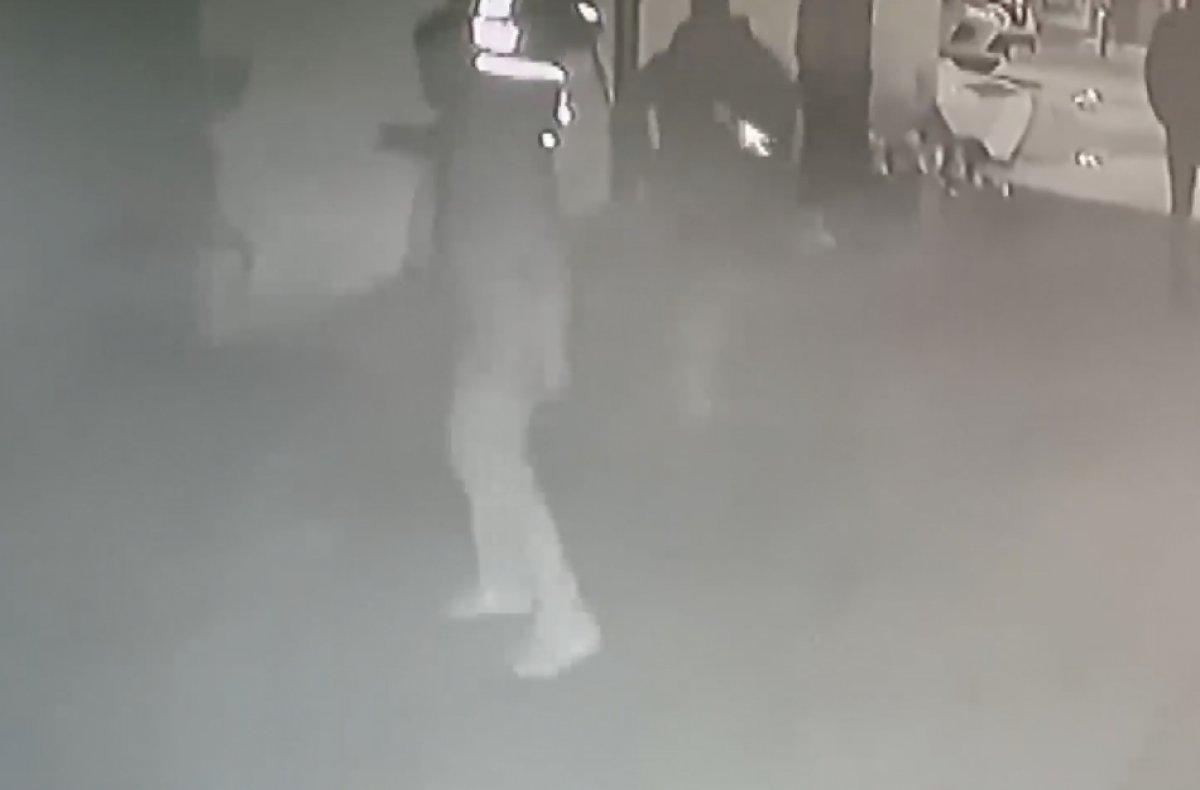 Bayrampaşa'da gasp: Polis kılığında girdikleri evde karşı koyan ev sahibini öldürdüler