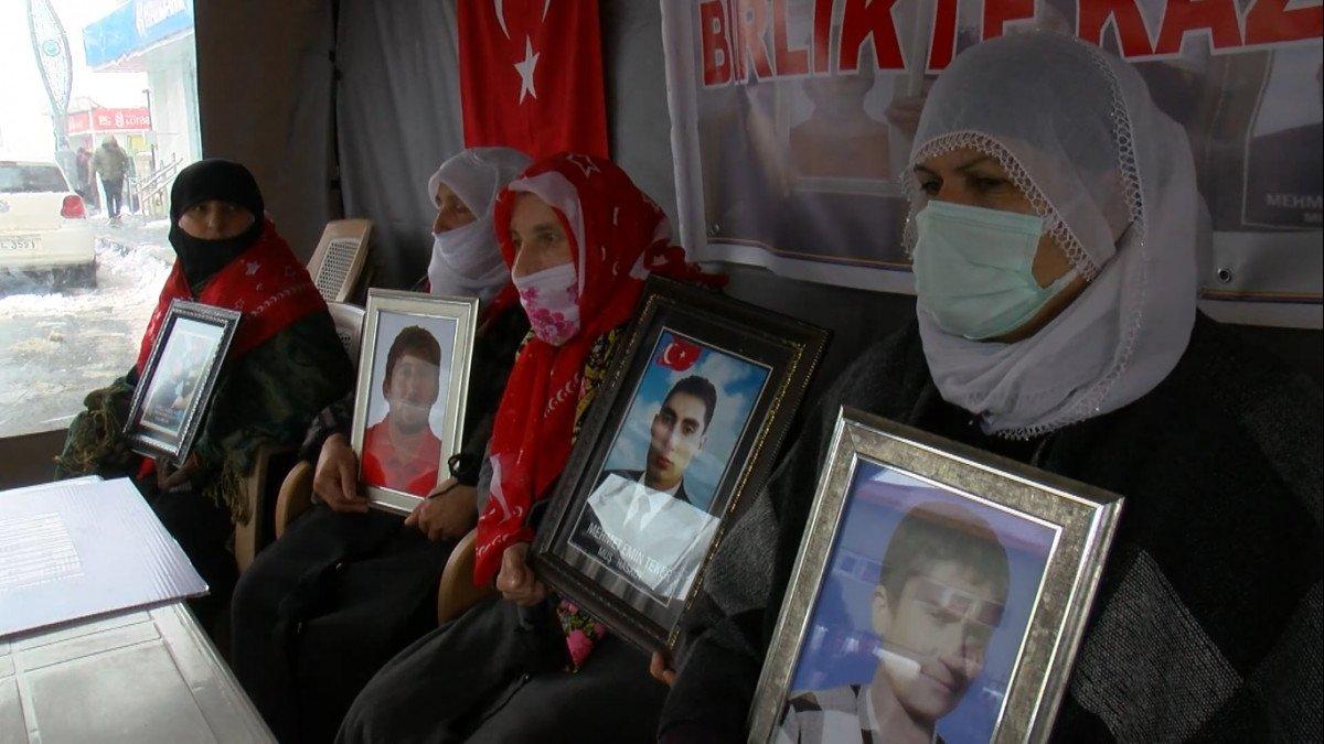 Muş’ta evlat nöbeti 39’uncu haftasına girdi