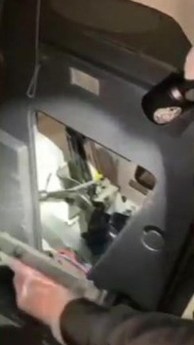 Şişli’de, otomobilin gizli bölmelerinden uyuşturucu çıktı