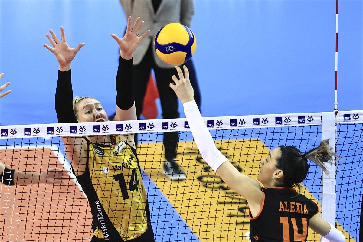 Galatasaray'ı yenen VakıfBank, Kupa Voley'de dörtlü finalde