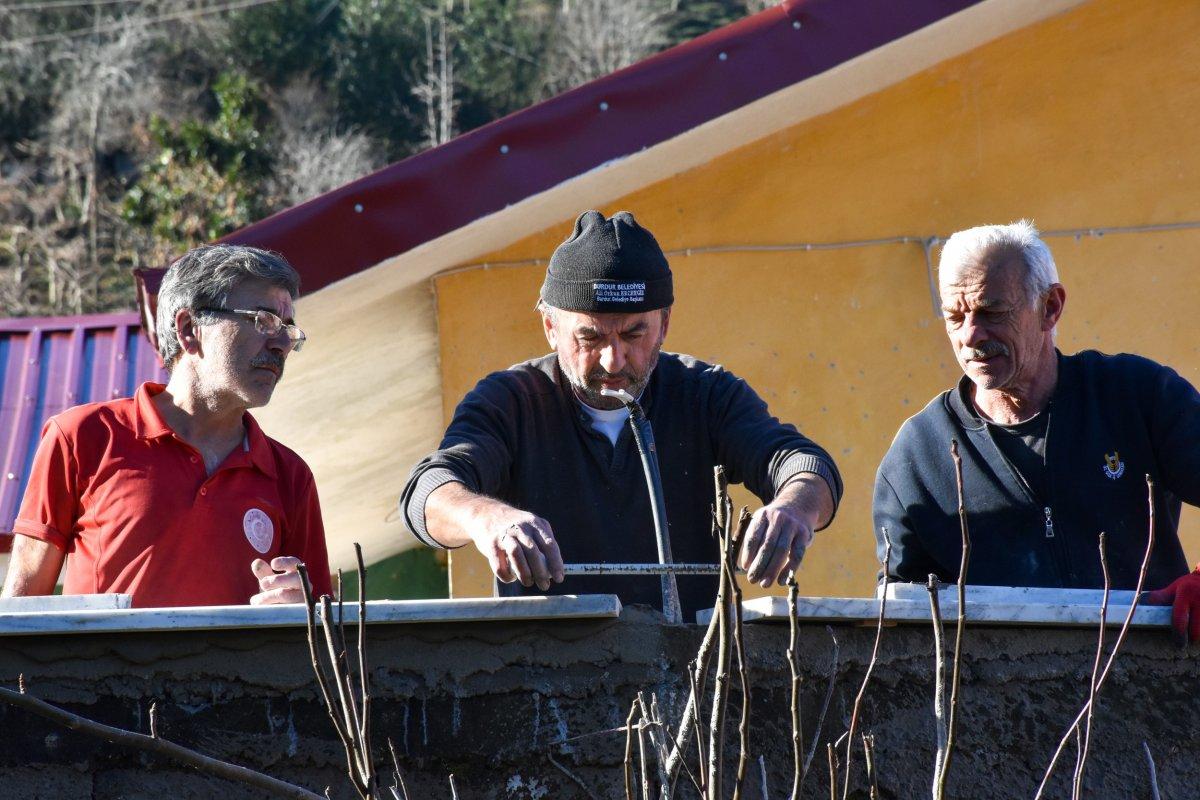 Rize'de köylüler, 50 yıllık kullanılmayan okulu kültür merkezi yapıyor