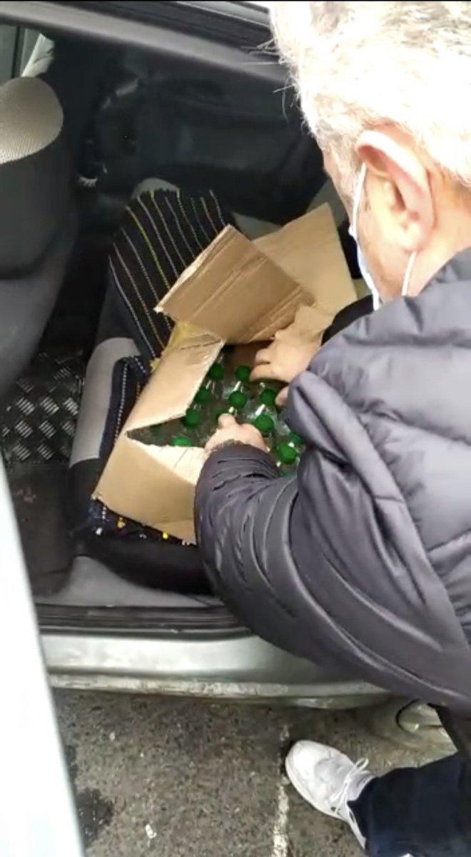 Kağıthane'de seyyar 'sahte alkol' satışı yapan şahsa operasyon